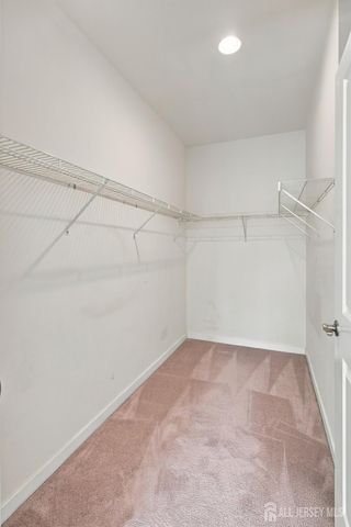 324 Pond Lane, Piscataway, NJ 08854