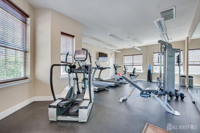 324 Pond Lane, Piscataway, NJ 08854