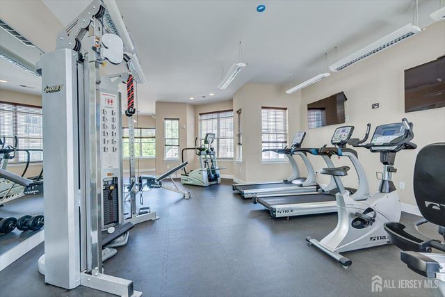 324 Pond Lane, Piscataway, NJ 08854