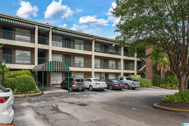 57 Hanover Cir S Apt 221, Birmingham, AL 35205