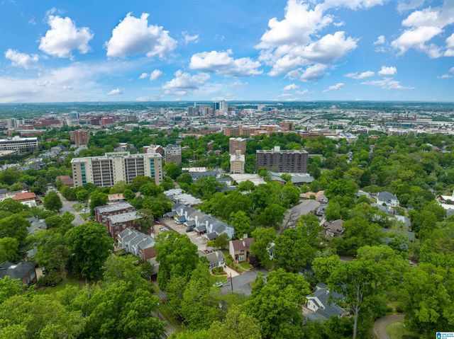 57 Hanover Cir S Apt 221, Birmingham, AL 35205