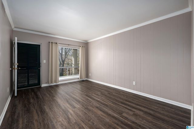 57 Hanover Cir S Apt 221, Birmingham, AL 35205