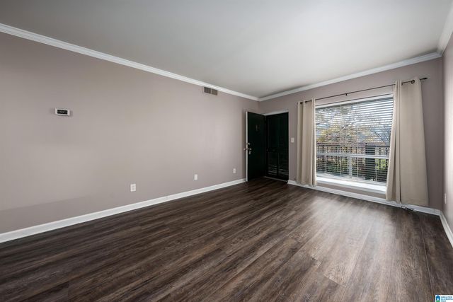 57 Hanover Cir S Apt 221, Birmingham, AL 35205