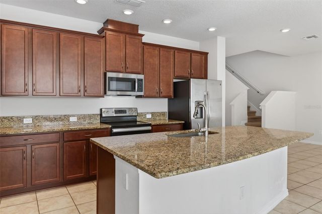 4294 HIBISCUS BLOOM DRIVE, Orlando, FL 32822