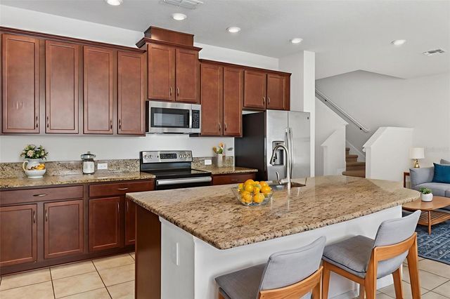 4294 HIBISCUS BLOOM DRIVE, Orlando, FL 32822