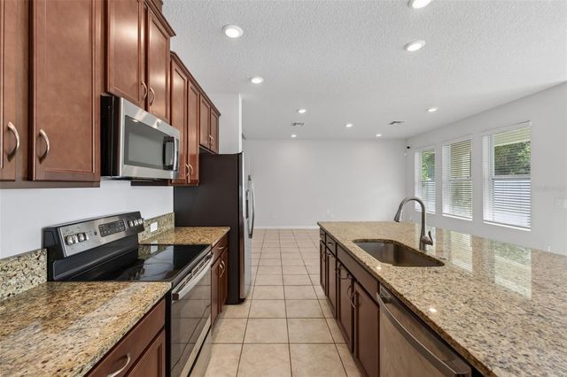 4294 HIBISCUS BLOOM DRIVE, Orlando, FL 32822