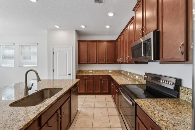 4294 HIBISCUS BLOOM DRIVE, Orlando, FL 32822