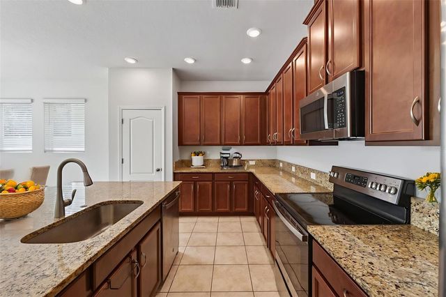 4294 HIBISCUS BLOOM DRIVE, Orlando, FL 32822