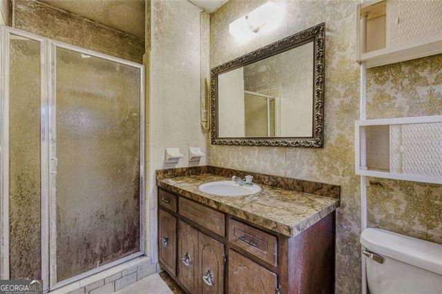 6655 Leisure Trail, Atlanta, GA 30349