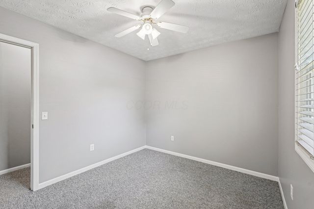 180 Riva Ridge Road SW, Pataskala, OH 43062