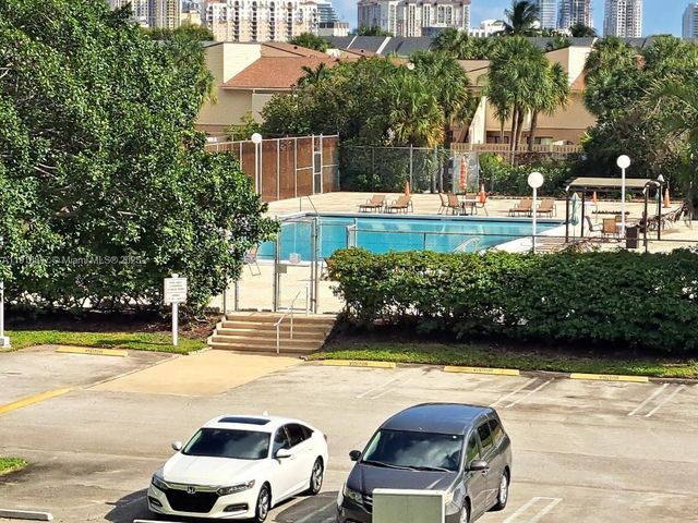 500 Executive Center Dr 3N, West Palm Beach, FL 33401