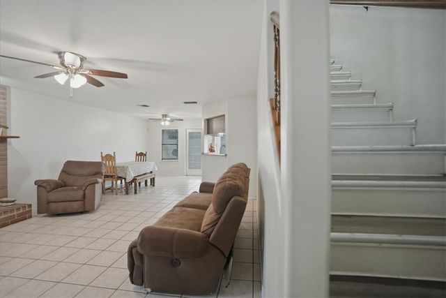 7310 Elm Hollow Dr, Corpus Christi, TX 78413