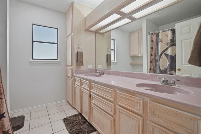 7310 Elm Hollow Dr, Corpus Christi, TX 78413