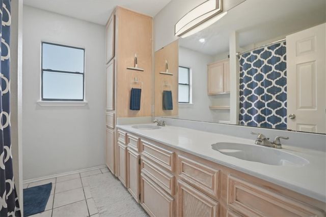 7310 Elm Hollow Dr, Corpus Christi, TX 78413