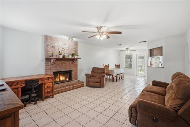 7310 Elm Hollow Dr, Corpus Christi, TX 78413