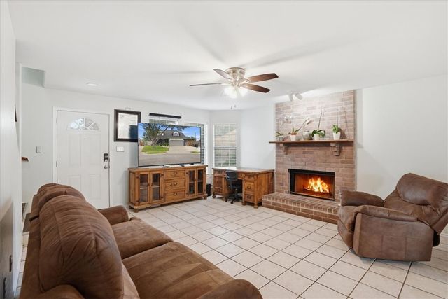 7310 Elm Hollow Dr, Corpus Christi, TX 78413