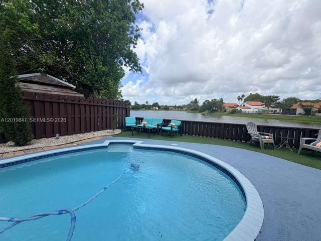 17722 NW 63rd Ct, Hialeah, FL 33015