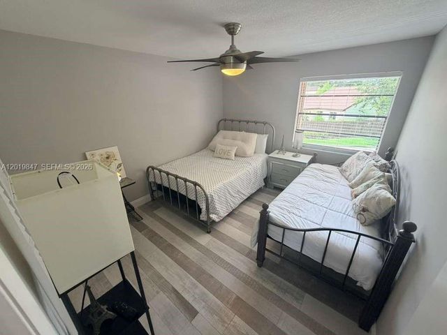 17722 NW 63rd Ct, Hialeah, FL 33015