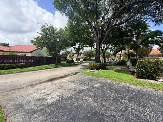 17722 NW 63rd Ct, Hialeah, FL 33015