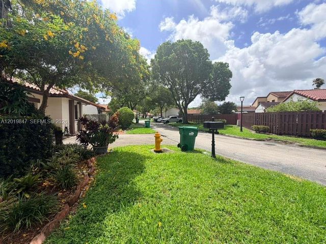 17722 NW 63rd Ct, Hialeah, FL 33015