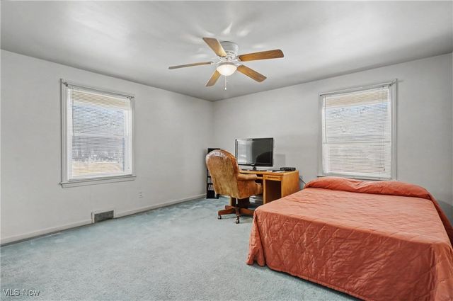 12 Hilltop Boulevard, Canfield, OH 44406