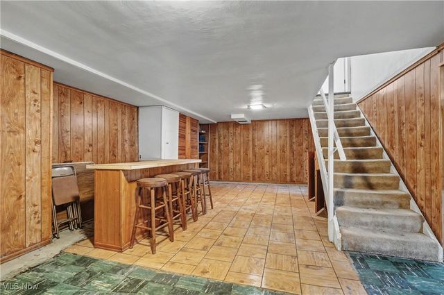 12 Hilltop Boulevard, Canfield, OH 44406