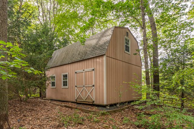 507 Little Meadow Road, Guilford, CT 06437