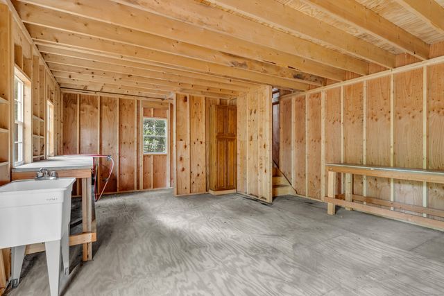 507 Little Meadow Road, Guilford, CT 06437