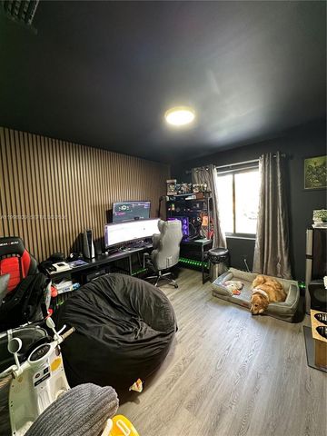 5923 SW 147th Pl, Miami, FL 33193