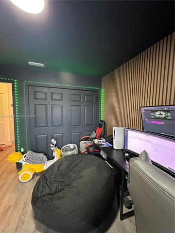 5923 SW 147th Pl, Miami, FL 33193