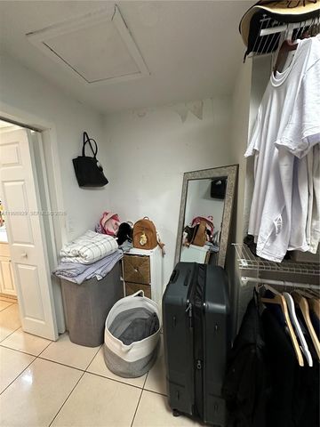 5923 SW 147th Pl, Miami, FL 33193