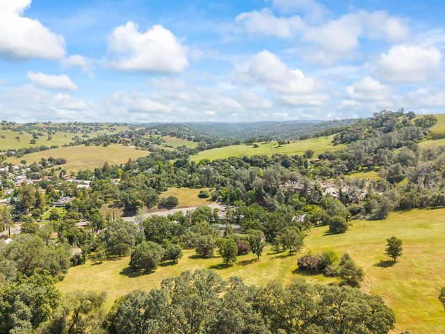 34 Ruby St, Sutter Creek, CA 95685