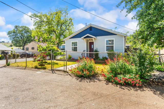 34 Ruby St, Sutter Creek, CA 95685