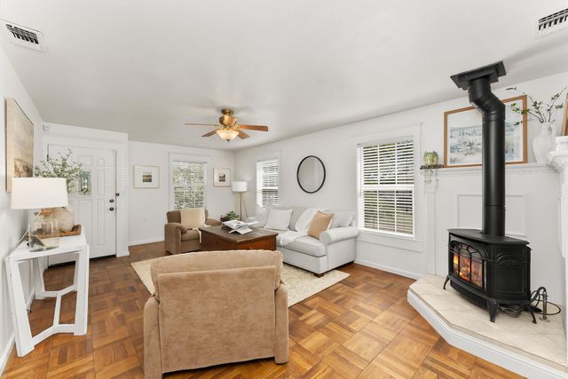 34 Ruby St, Sutter Creek, CA 95685
