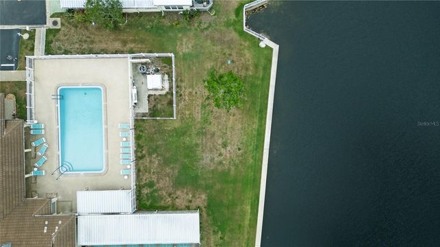 12501 ULMERTON ROAD 122, Largo, FL 33774