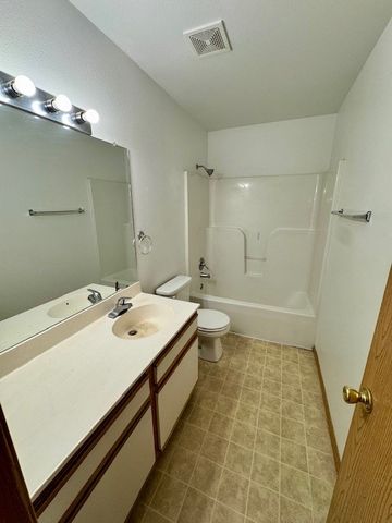 417 N Pleasant Street 205, Springdale, AR 72764