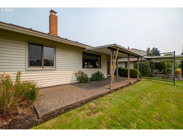 9480 Sw LAKESIDE Dr, Portland, OR 97224