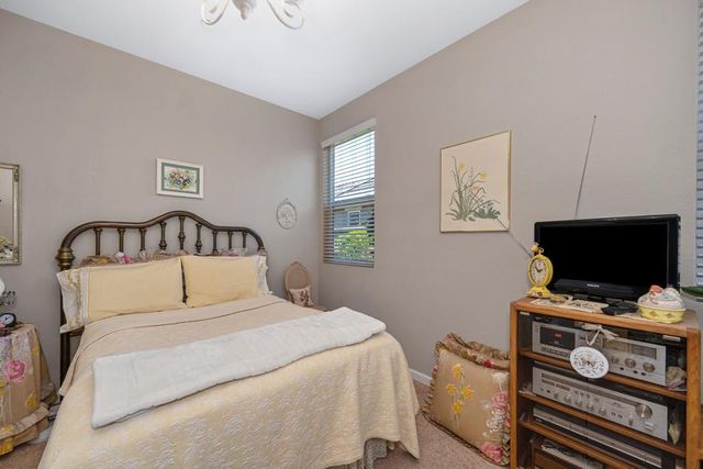 7439 Chatterton Way, Sacramento, CA 95829