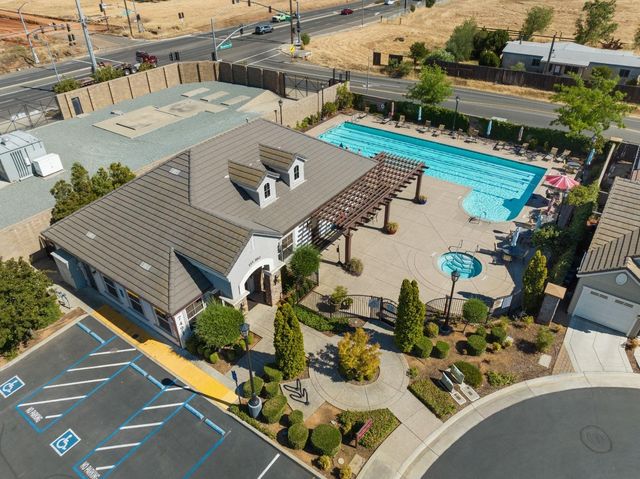7439 Chatterton Way, Sacramento, CA 95829