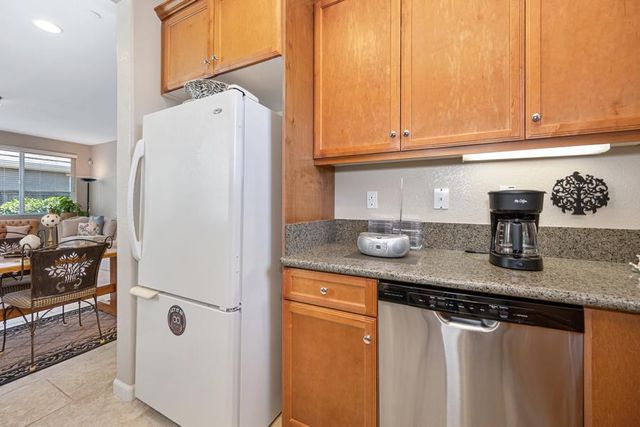7439 Chatterton Way, Sacramento, CA 95829