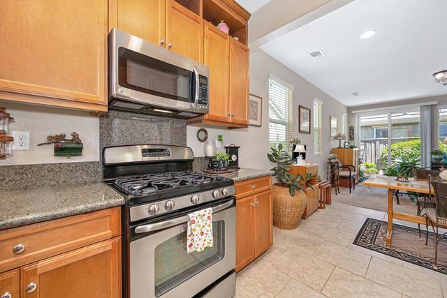 7439 Chatterton Way, Sacramento, CA 95829