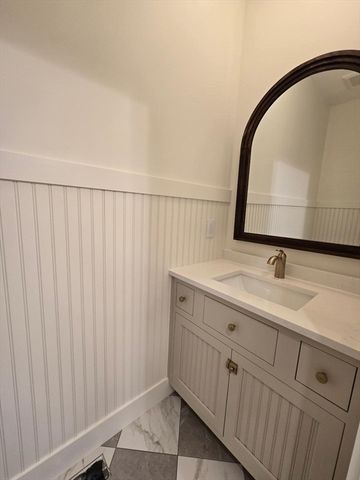 113 Newton St, West Boylston, MA 01583