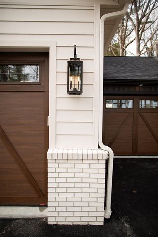 113 Newton St, West Boylston, MA 01583