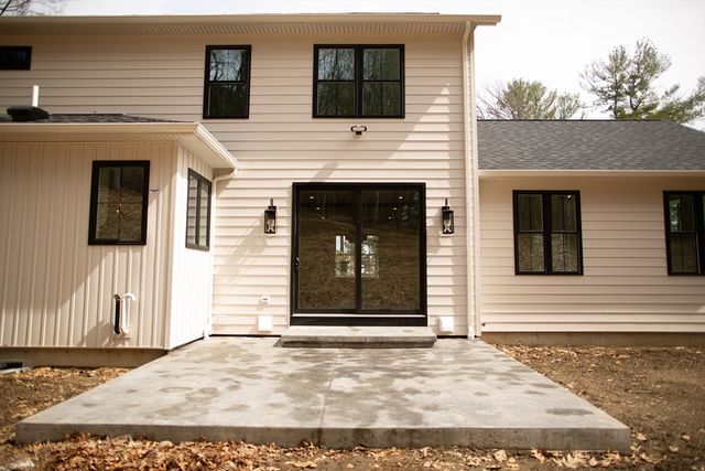 113 Newton St, West Boylston, MA 01583