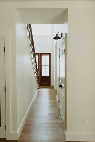 113 Newton St, West Boylston, MA 01583