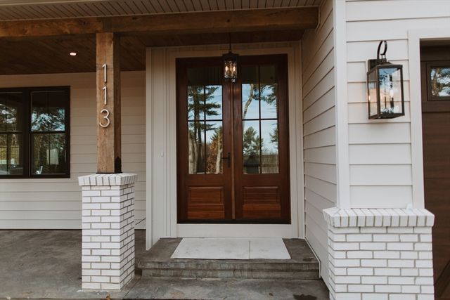 113 Newton St, West Boylston, MA 01583