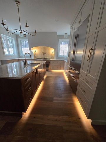 113 Newton St, West Boylston, MA 01583