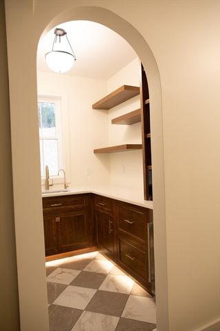 113 Newton St, West Boylston, MA 01583