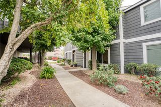 824 N Pasadena Avenue 23, Azusa, CA 91702