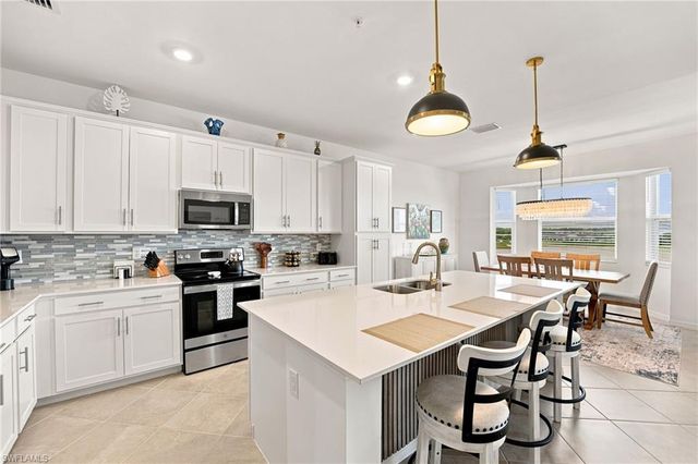 5629 Double Eagle CIR 4245, Ave Maria, FL 34142